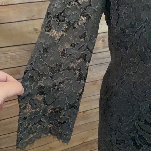 🎈Sale🎈 Cynthia Steffe Lace Sheath Dress With 3/4 Sleeves - Picture 2 of 9